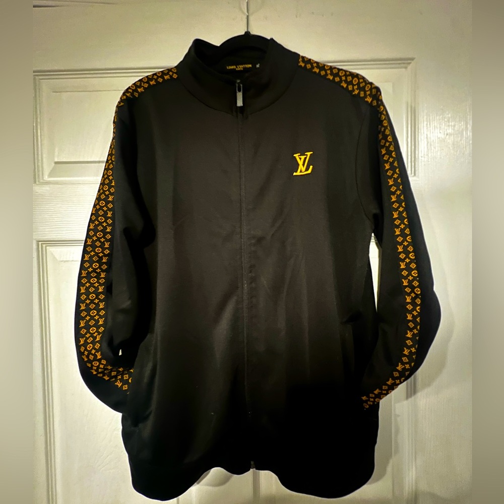 Louis Vuitton sports jackets large / black & gold